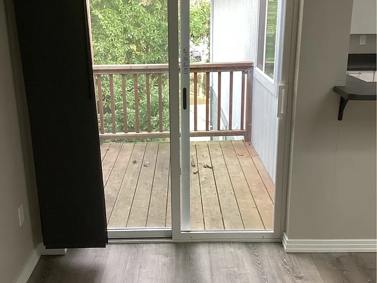 2752 NE Reef Ave — Photo 7