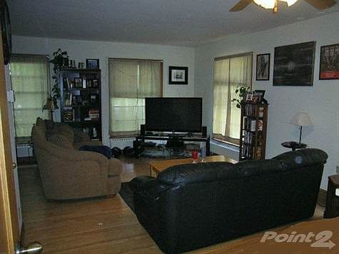  2 BR Dining Living rm Combo