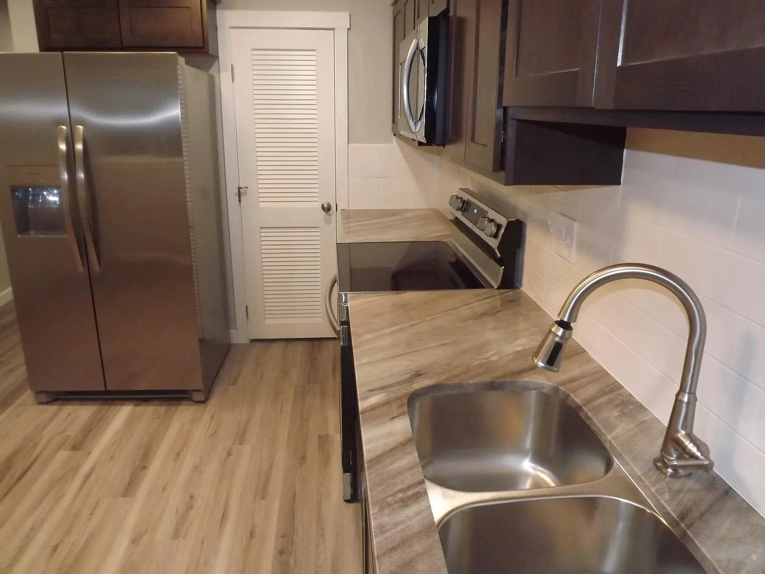 2 bed, 884 sqft, $1,500 — Photo 3