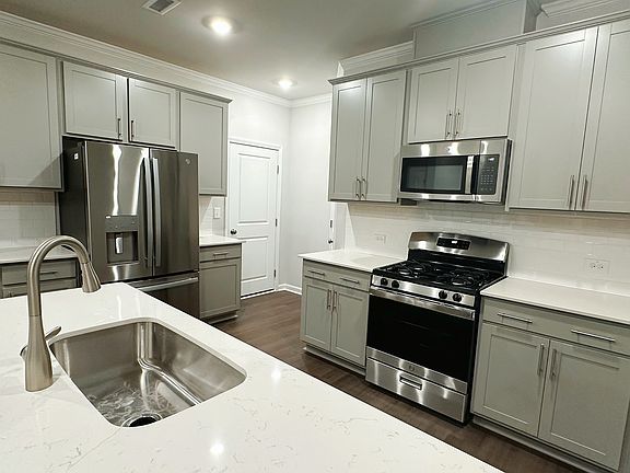 5th image of 508 Winter Wren Ln