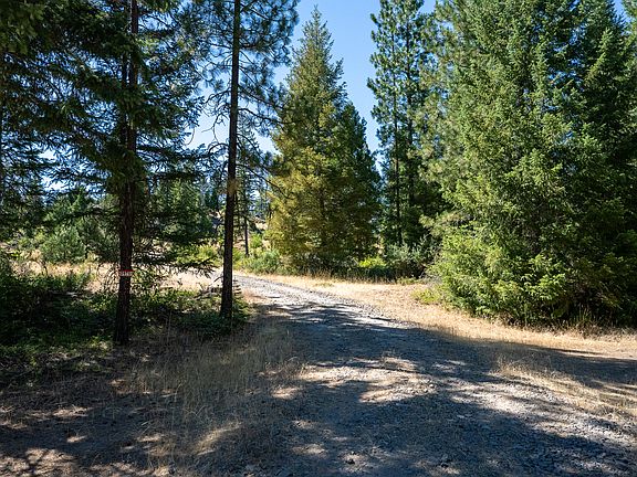 3rd image of 12975 Butte Falls Prospect Rd