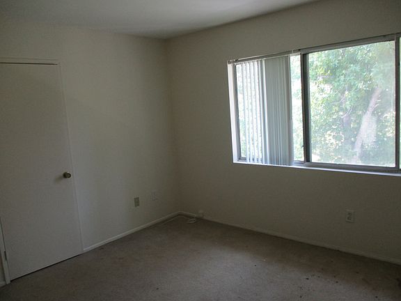 5th image of 4257 Mesa Vista Way Unit 2