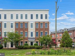200 Murdoch Sq SE, Leesburg, VA 20175