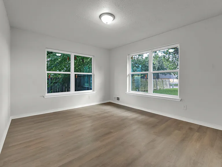 2630 Pasteur Ave — Photo 12