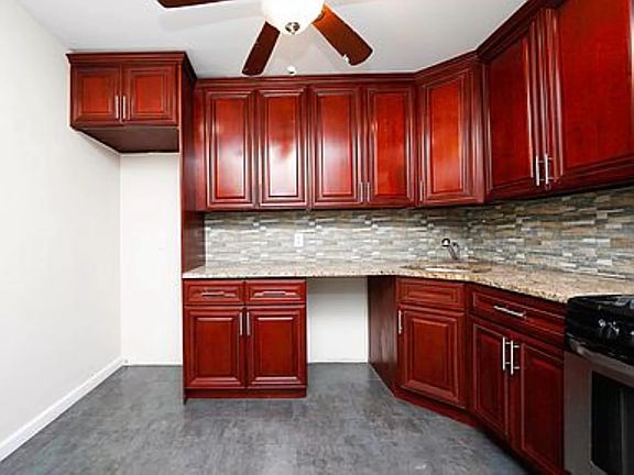 4th image of 3452 Ely Ave #D
