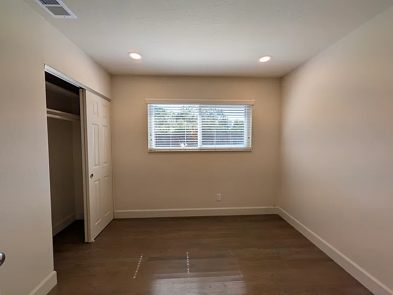 Bedroom #1