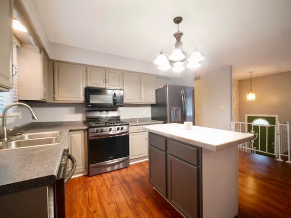 5529 Batson Ave, Portage, IN 46368