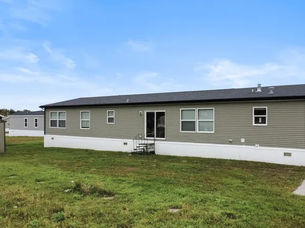 281 Sandpiper Ave, Bismarck, ND 58504
