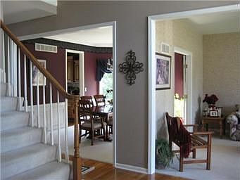 4th image of 1521 Wellington Way