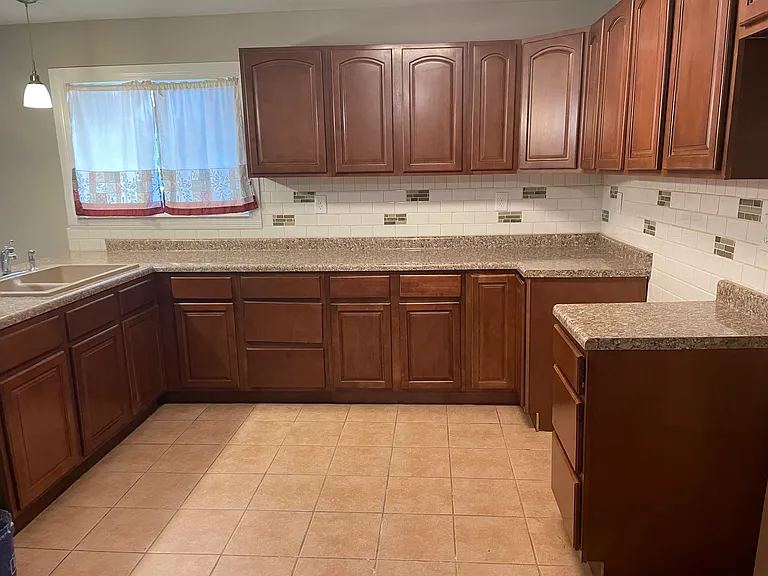 531 Hayden Ave — Photo 5
