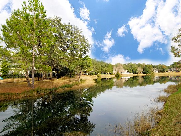 5th image of 104 Southlake Ct #104
