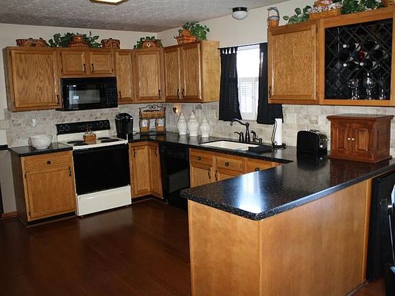 5th image of 524 Teakwood Ct