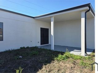 1035 Kismet Pkwy W, Cape Coral, FL 33993