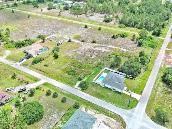 1502 Roosevelt Ave, Lehigh Acres, FL 33972