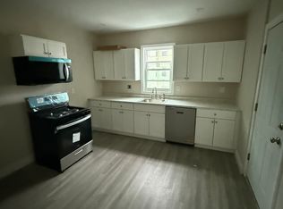 192 Sawyer St #1N-4N, New Bedford, MA 02746