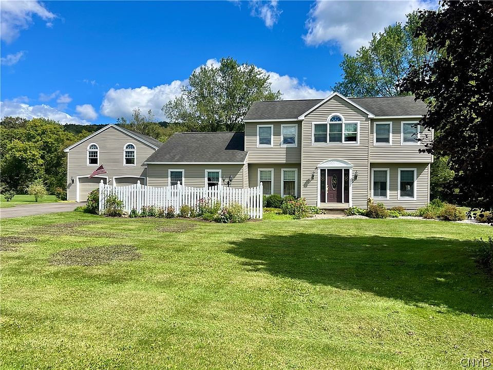 1st image of 958 Limerick Ln