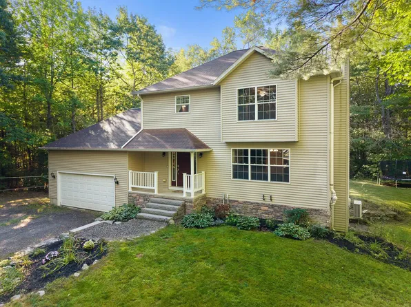 74 Smith Road, Hermon, ME 04401