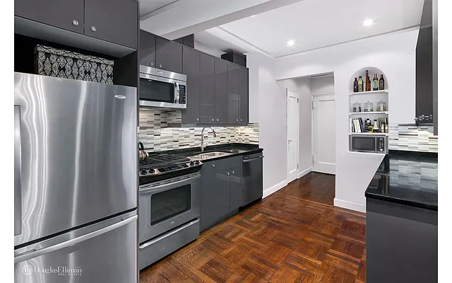 Sold by Douglas Elliman | media 3