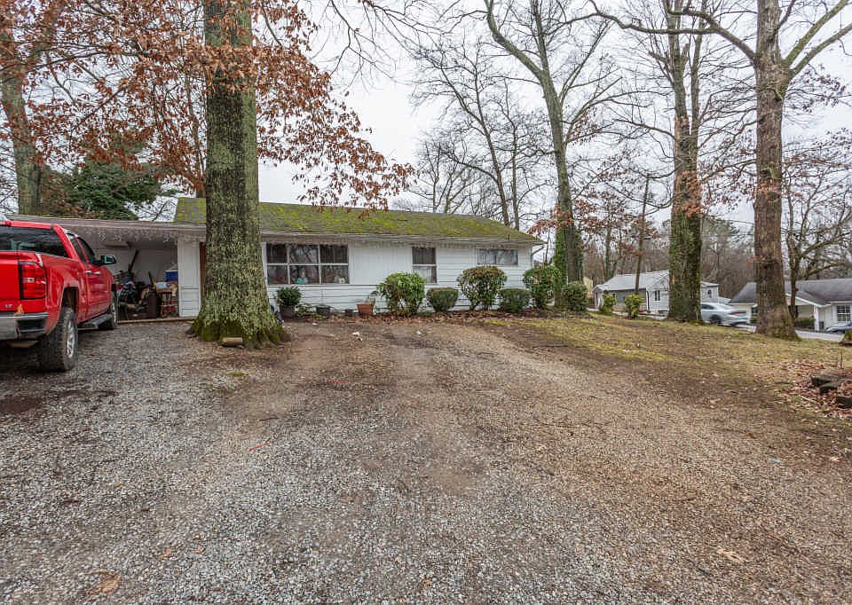1st image of 4712 Winterset Dr