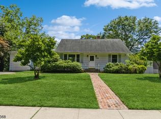 132 Glen Ave, Millburn, NJ 07041