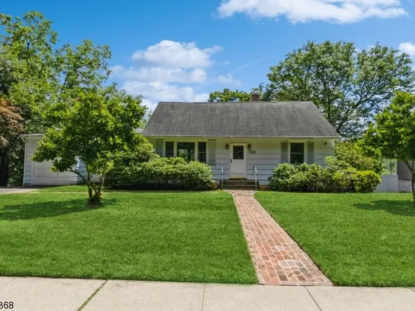 132 Glen Ave, Millburn Twp., NJ 07041