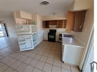 208 Dogwood St, Henderson, NV 89015