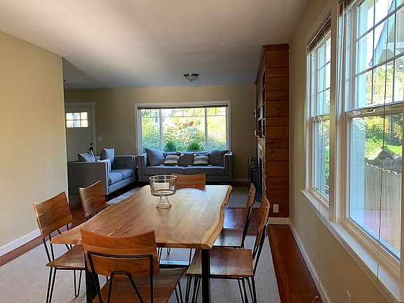 4th image of 5715 27th Ave NE