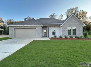 39698 Axis Ave, Ponchatoula, LA 70454