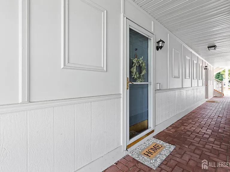 454 Northam Dr — Photo 18