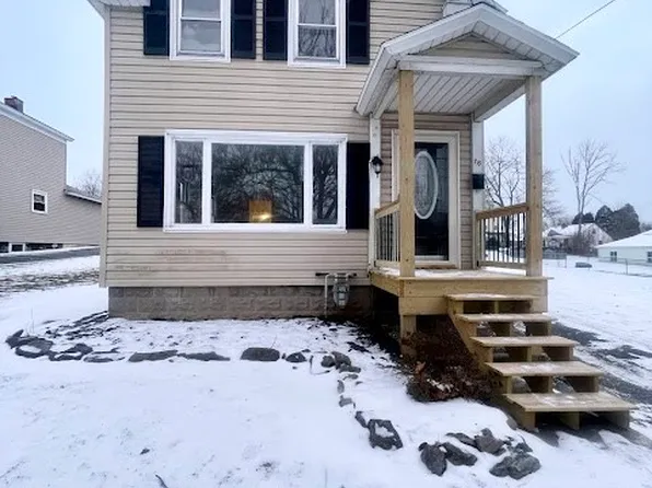 76 Pulaski St, Auburn, NY 13021