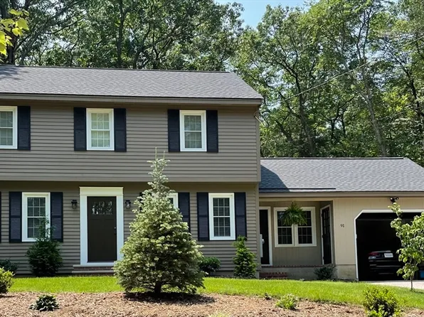 91 Farnum St, North Andover, MA 01845