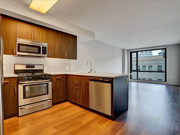 5th image of 103 Polk St #401