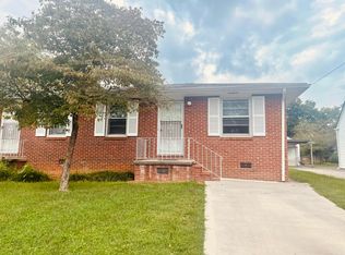 2911 Fairmont Blvd NE, Knoxville, TN 37917