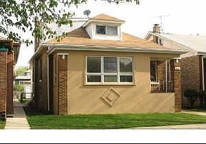 1st image of 5816 W Waveland Ave
