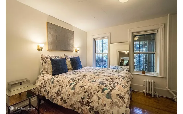 Rented by Douglas Elliman | media 19