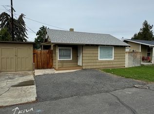 1016 S 8th Ave, Yakima, WA 98902
