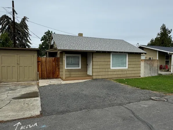 1016 S 8th Ave, Yakima, WA 98902