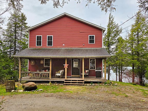 2nd image of 88 Hemlock Dr