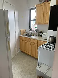 Rented by M.Grossman R.E. Management