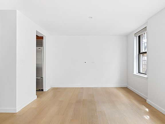 4th image of 13 W 13th St APT 5FS