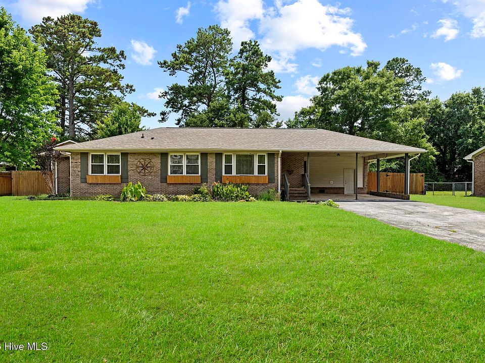 1st image of 510 Thomas Drive