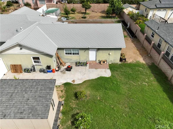 5007 Buckeye Pl, Riverside, CA 92505
