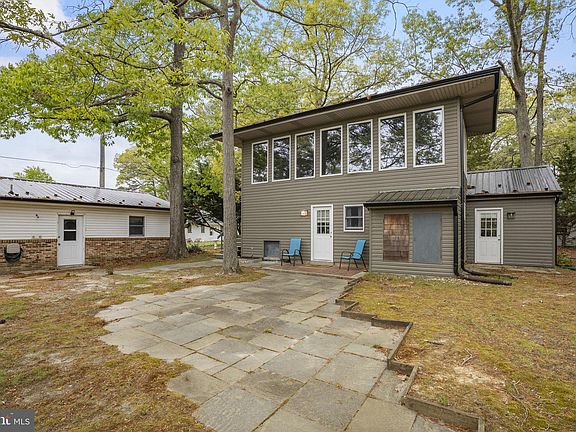 4th image of 19076 Glen Ellen Ave