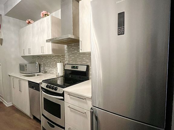 2nd image of 51 E Liberty St Suite 414