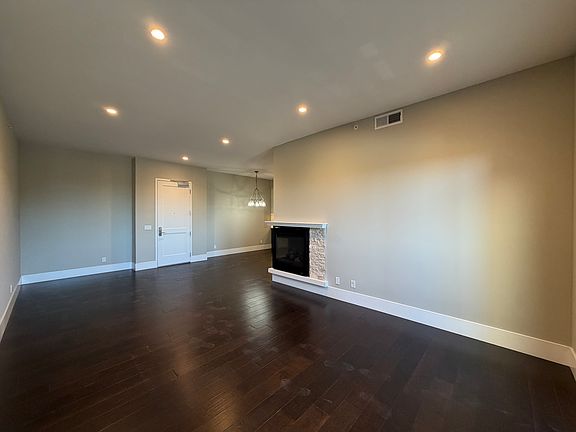 Living Room with Gas Fireplace