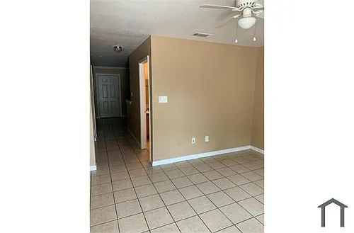 7621 County Road 2193 Photo 1
