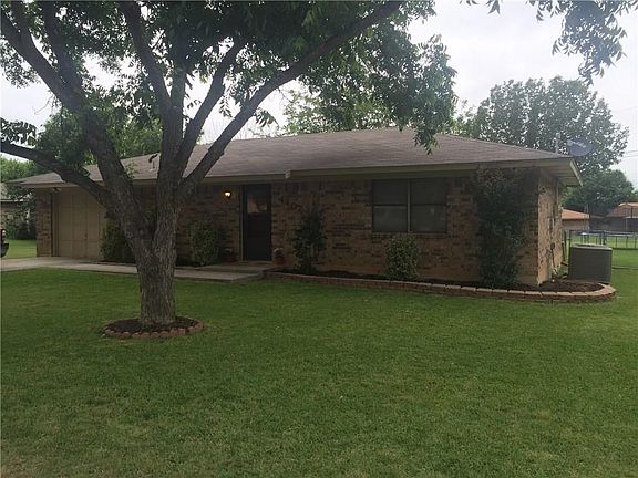 5th image of 4407 Brookdale Dr