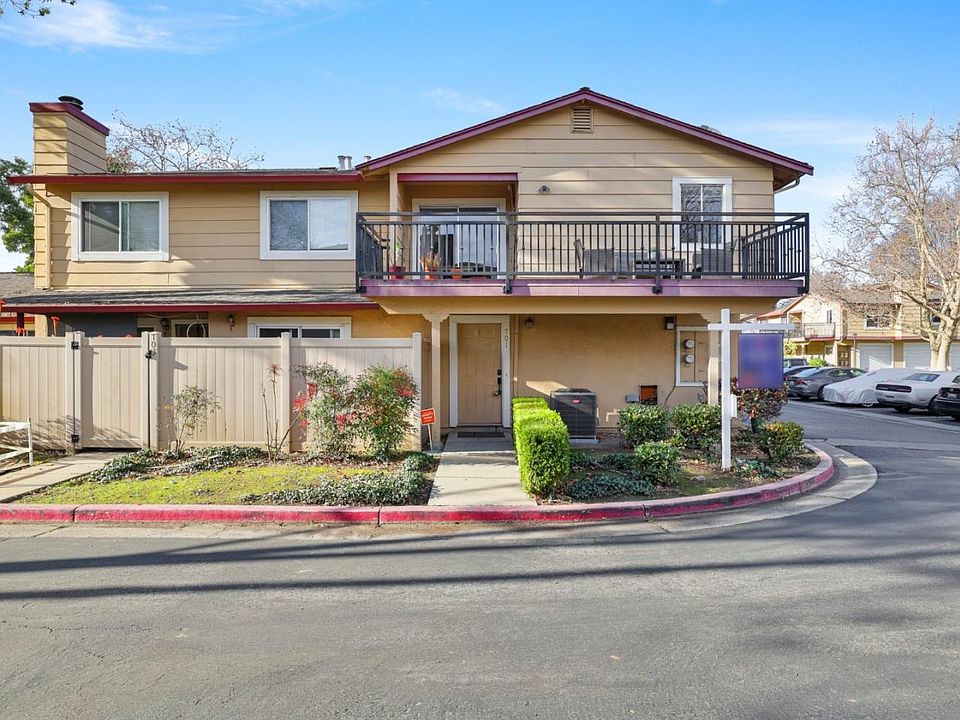 1st image of 701 Whitewater Ct