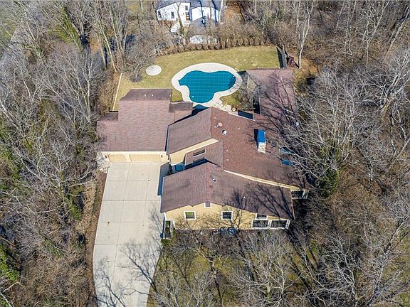 4th image of 1425 Brittany Hills Dr