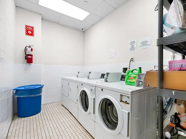 2570 East 17th Street image 25 of 25